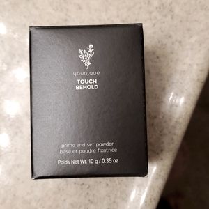 Younique Touch Behold Prime and Set Powder